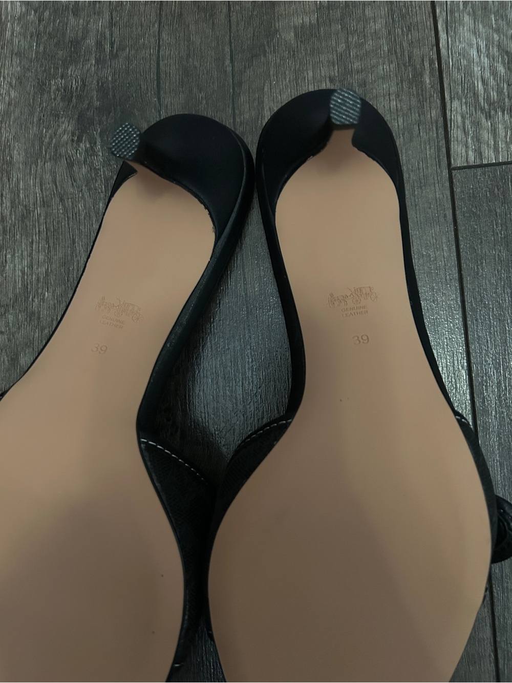 coach margot heels - Picture 6 of 7
